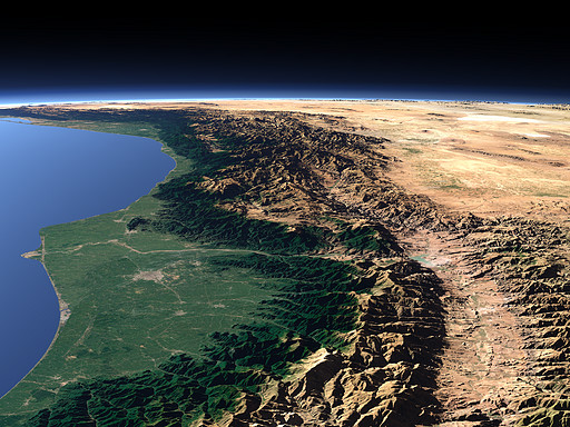 گیلان و مازندران در حاشیه جنوبی دریای خزر